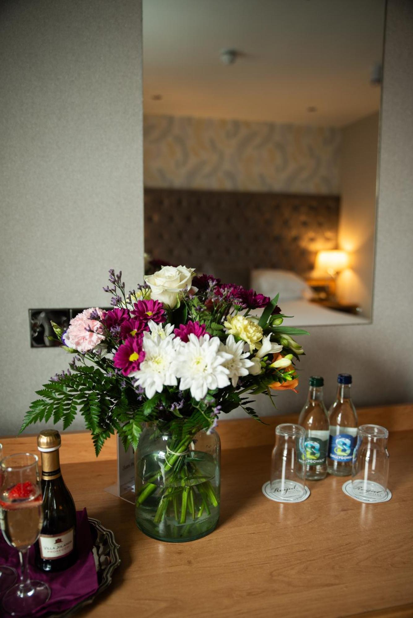 The Royal Hotel Cookstown Luaran gambar